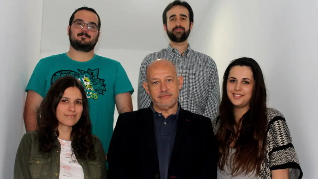 Los periodistas que conforman el equipo de eldiariocantabria.es y eldiarioTorrelavega.es