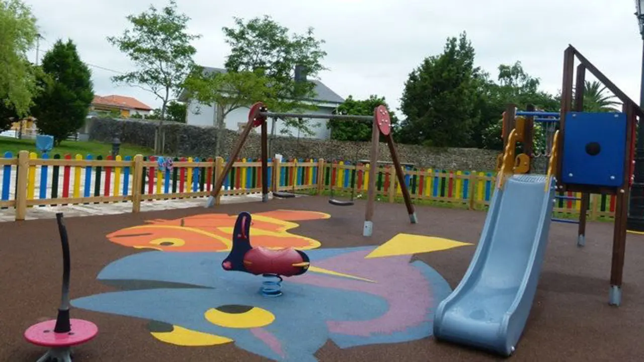 En las &uacute;ltimas semanas se han llevado a cabo trabajos de mejora en parques infantiles de Hinojedo