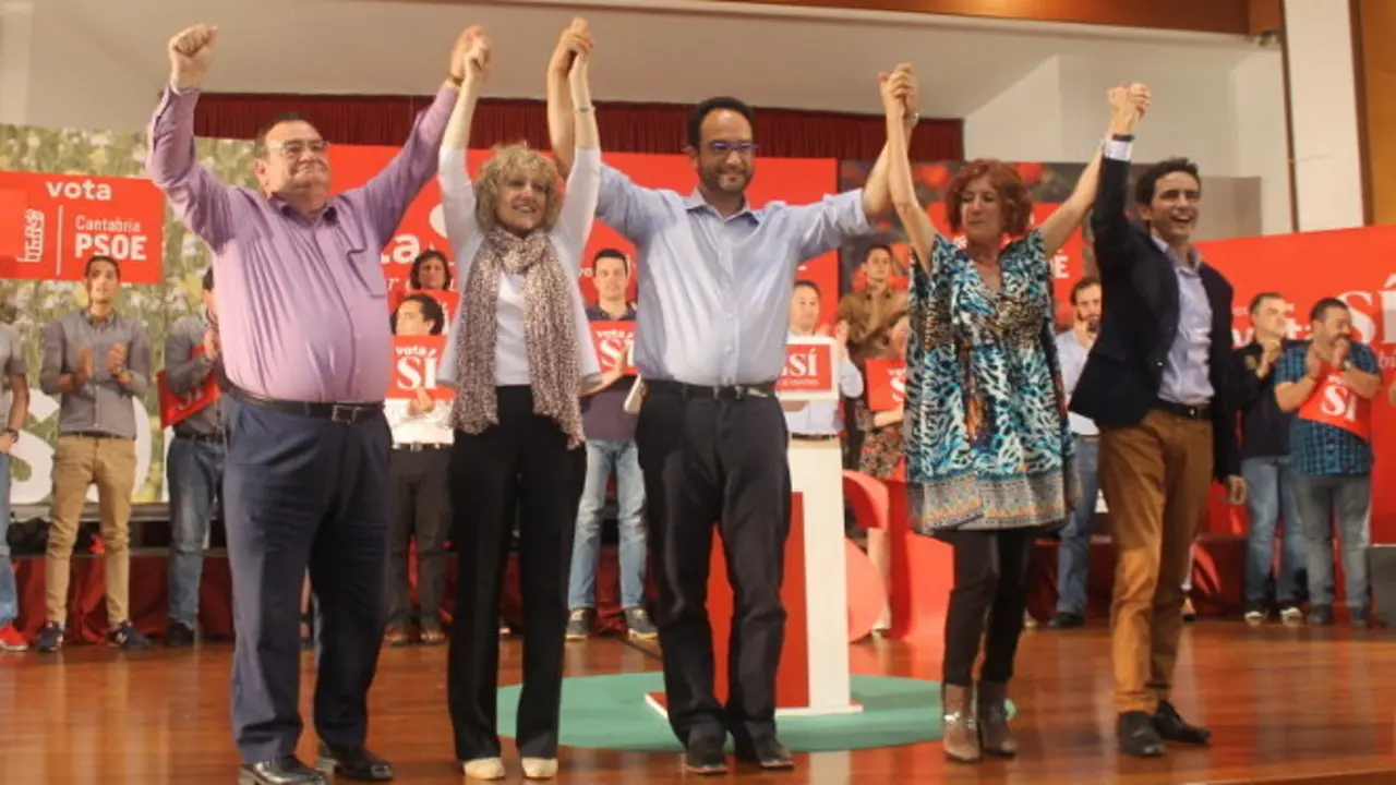 Los socialistas se han presentado como los "verdaderos defensores" de la socialdemocracia y la justicia social