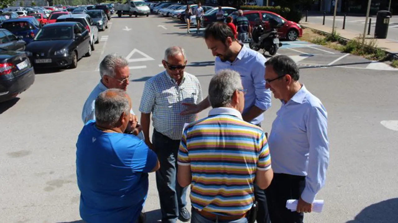 L&oacute;pez Estrada ha explicado que las obras tendr&aacute;n un plazo de dos meses de ejecuci&oacute;n, y en principio se comenzar&aacute;n a asfaltar los aparcamientos