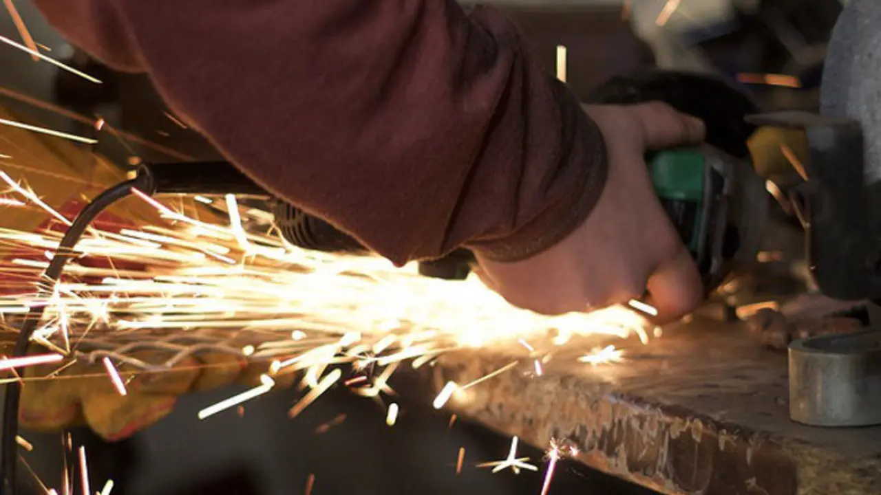 Revilla est&aacute; convencido de que los datos del paro bajar&aacute;n en junio