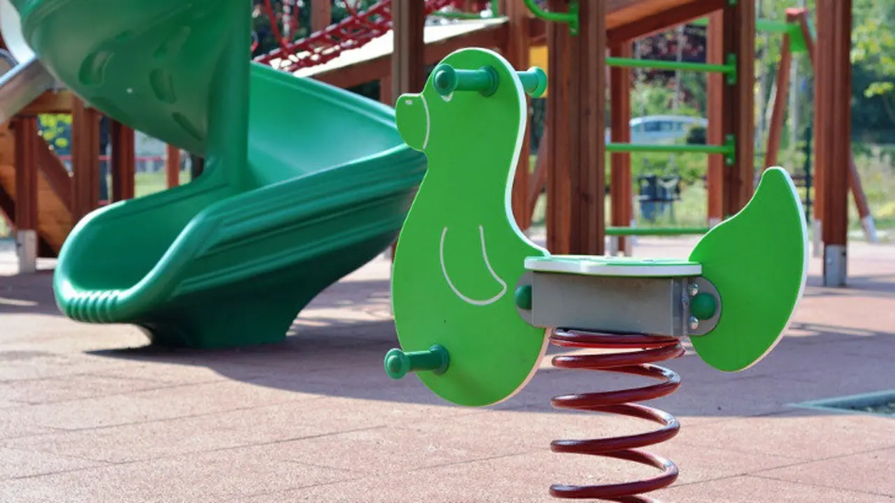 Seg&uacute;n Maz&oacute;n,la construcci&oacute;n del parque infantil se ubicar&aacute; cerca del campo de f&uacute;tbol de Rinconeda.