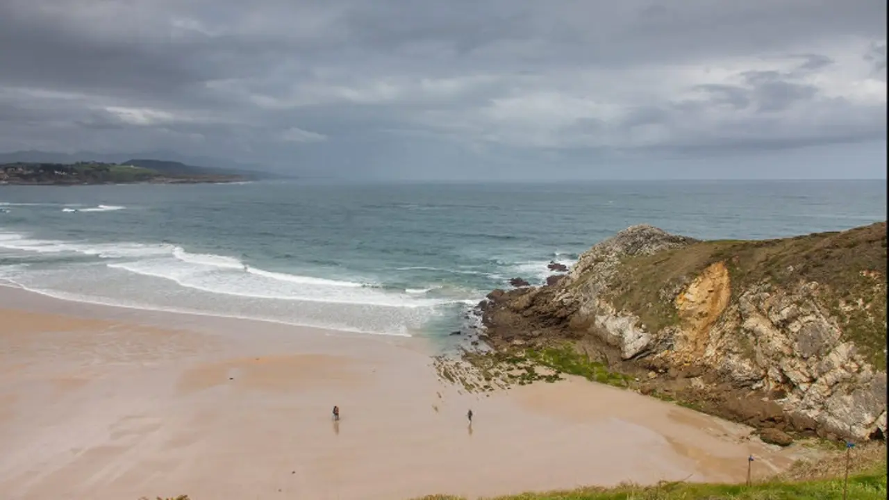 Playa de Oyambre