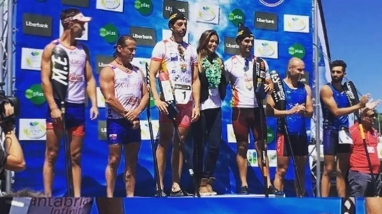 Momento de la entrega de los premios a los ganadores