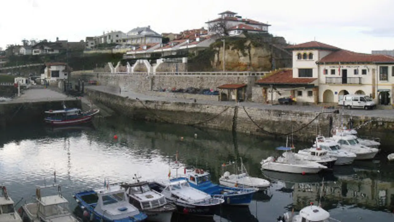 Puerto de Comillas