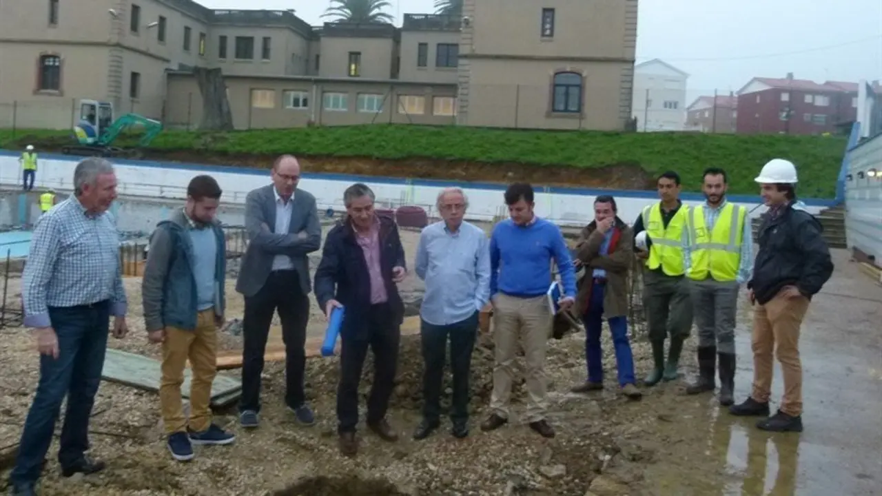 Al acto han asistido el alcalde de Suances, Andr&eacute;s Ruiz Moya, y el concejal de Deportes, Fran Gasc&oacute;n