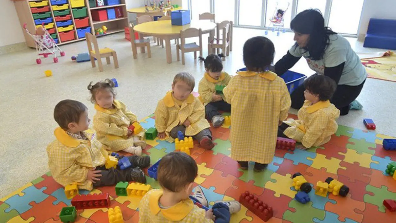 Educaci&oacute;n_interior