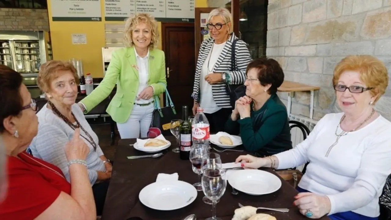 d&Iacute;AZ tEZANOS Y LOS MAYORES