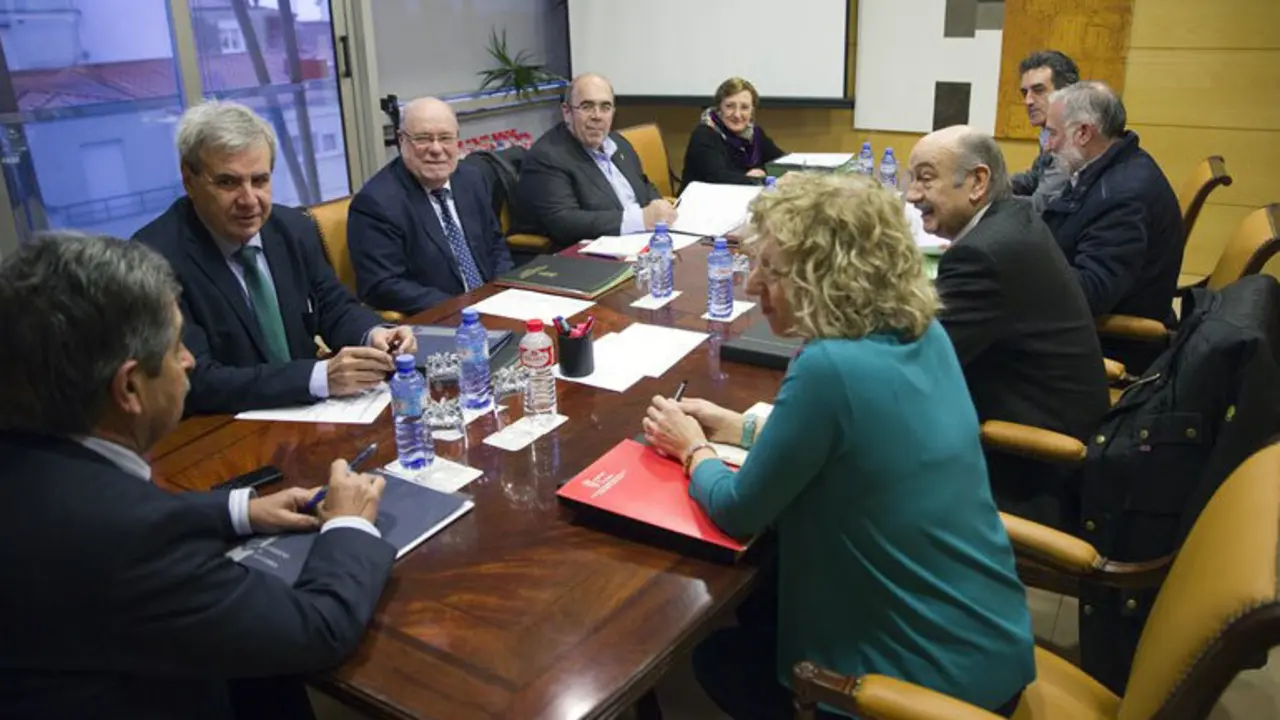 Reuni&oacute;n del equipo de Gobierno regional