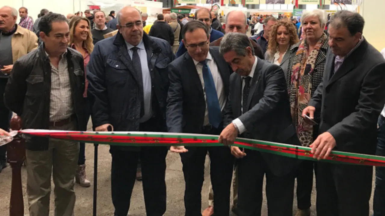 Feria apicola inauguraic&oacute;n