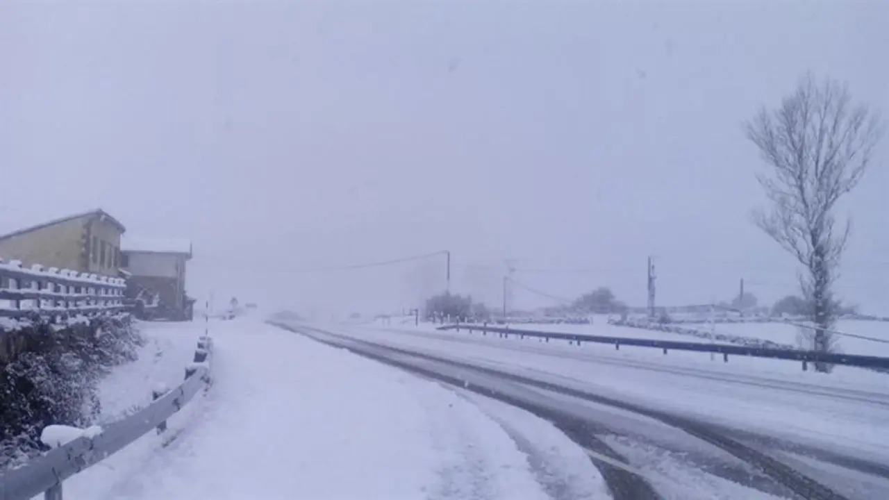 La nieve ha llegado a Cantabria. Archivo