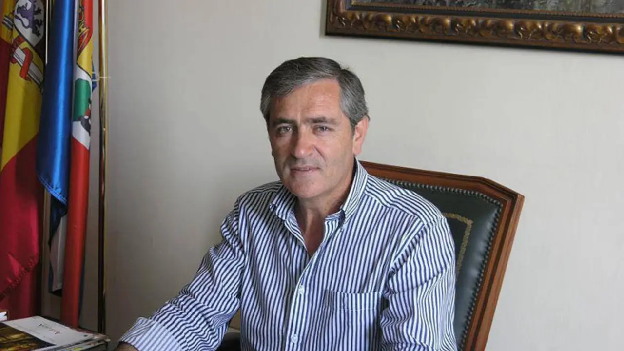 Andr&eacute;s Ruiz, alcalde de la localidad