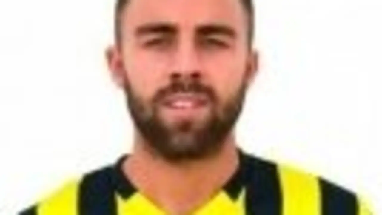 El delantero Isuardi del conjunto taniego