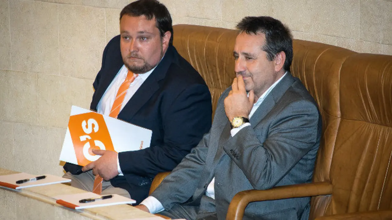 Rub&eacute;n G&oacute;mez y Juan Ram&oacute;n Carrancio, diputados de Cantabria de C's