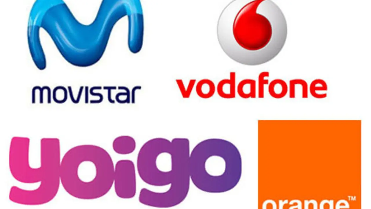Logotipos de las operadoras de telefon&iacute;a m&oacute;vil que incurren en pr&aacute;cticas abusivas. Foto: P&uacute;blico