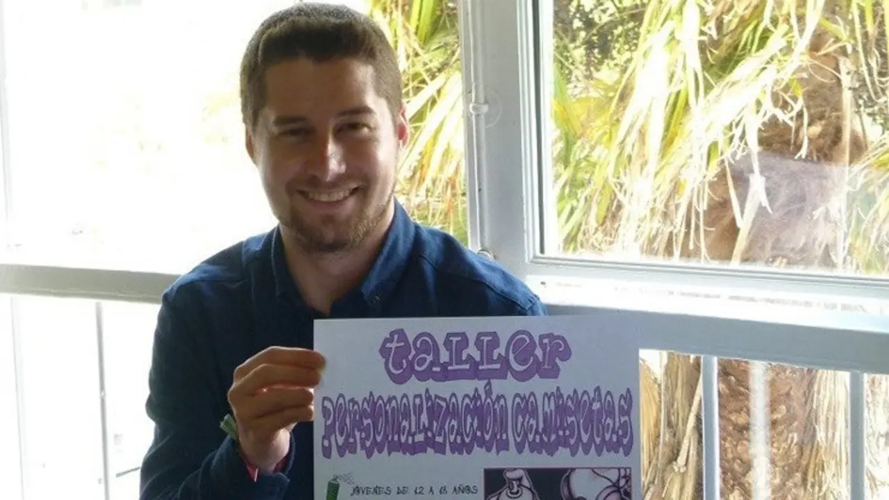 El concejal durante la presentaci&oacute;n del acto