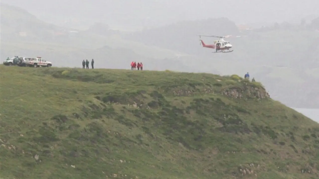 El operativo retoma las labores para localizar al desaparecido en Suances