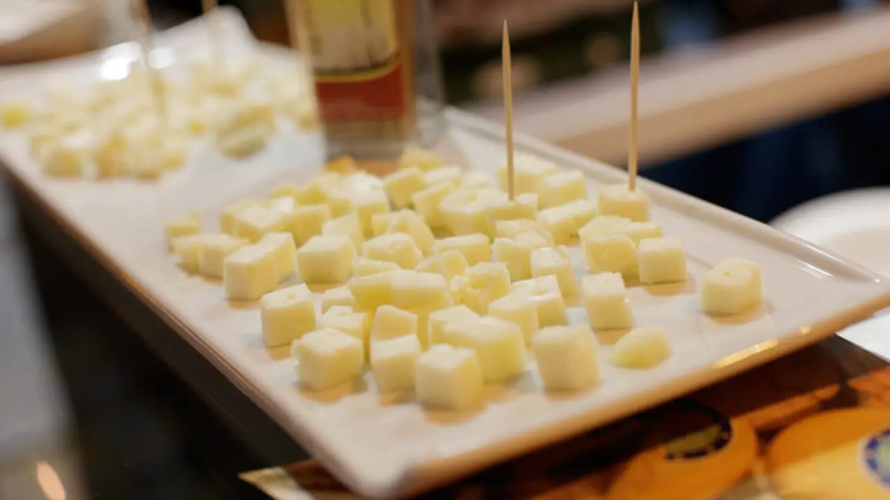 Se podr&aacute;n degustar quesos internacionales