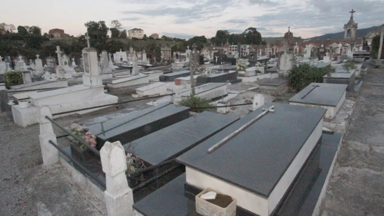 Cementerio de La Llama