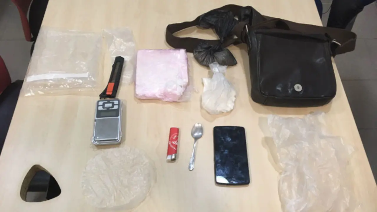 Material incautado por la Polic&iacute;a Nacional en el establecimiento de Santander