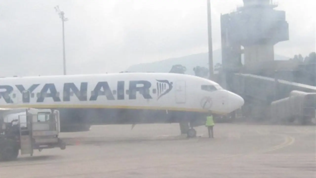 La niebla ha obligado a cancelar dos vuelos en Santander