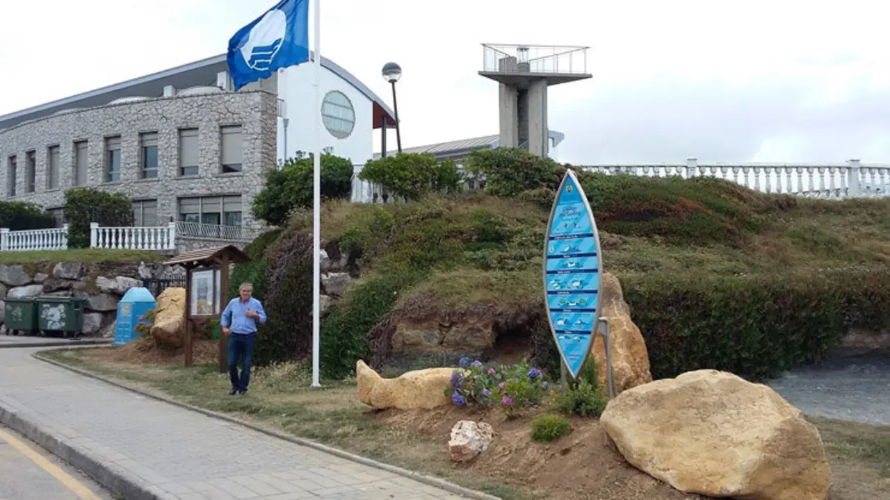 Presentaci&oacute;n de la bandera azul