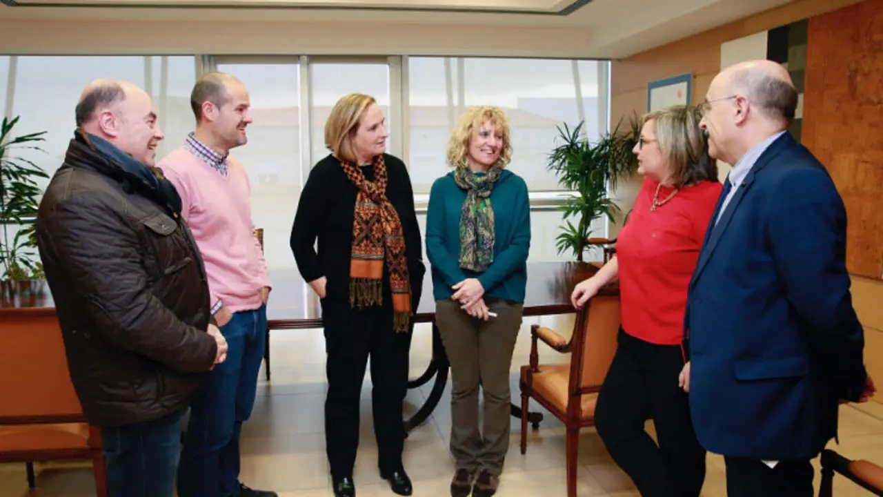 El convenio ha sido suscrito por la consejera de Pol&iacute;tica Social, Eva D&iacute;az Tezanos, y la presidenta de CERMI Cantabria, Mar Arruti