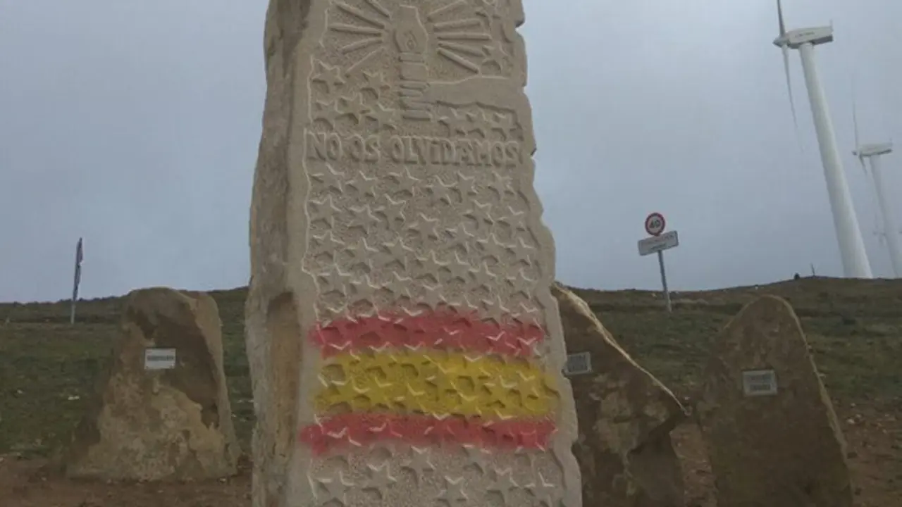 Pintada en el monumento