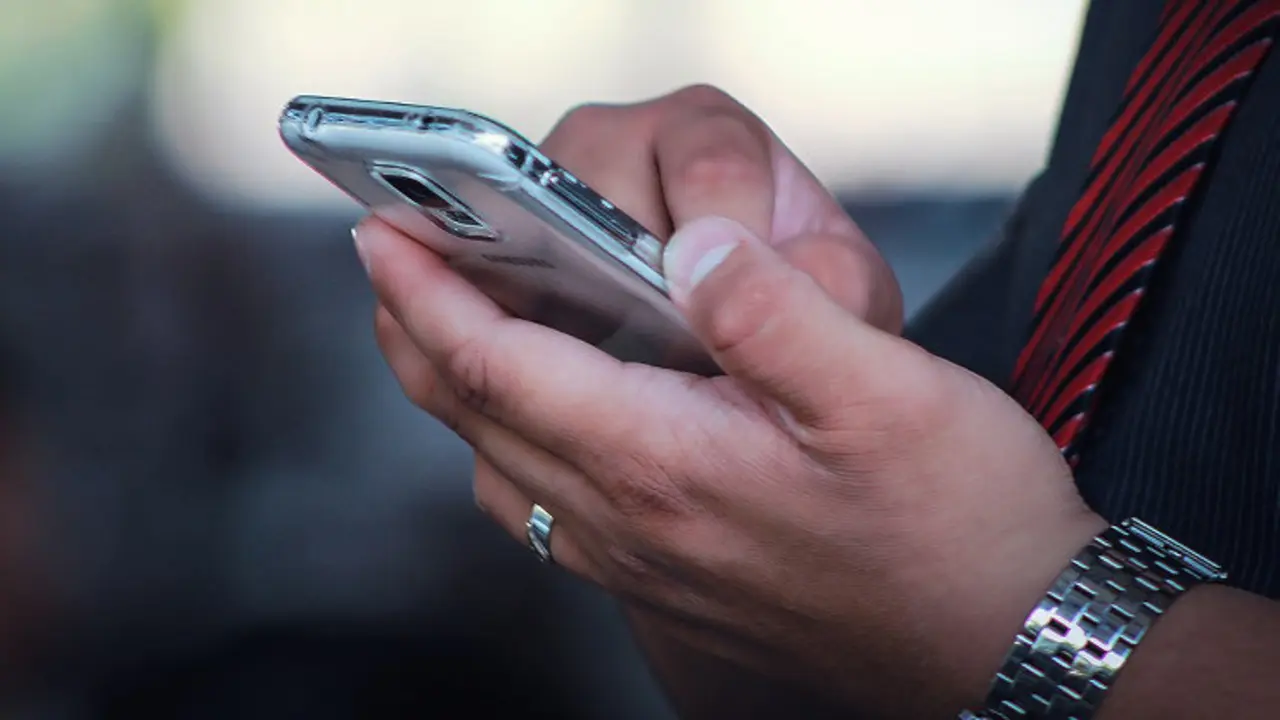 Usuario de telefon&iacute;a m&oacute;vil