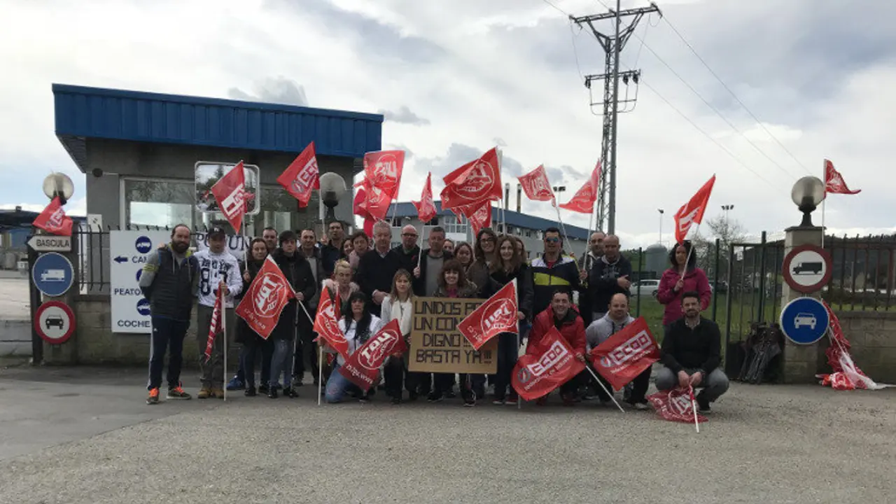 Manifestaci&oacute;n de los trabajadores de L&aacute;cteos Santander