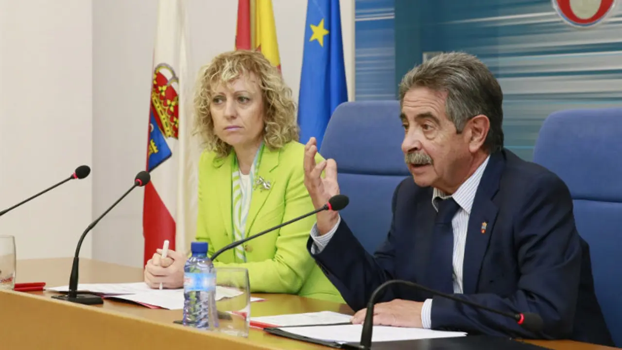 La vicepresidenta Eva D&iacute;az Tezanos y el presidente de Cantabria, Miguel &Aacute;ngel Revilla