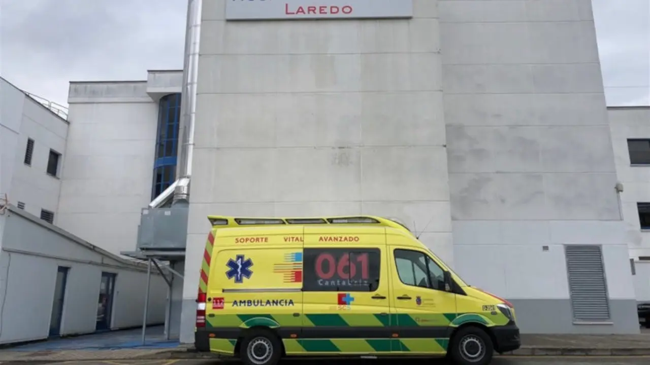 Ambulancia Hospital Laredo
