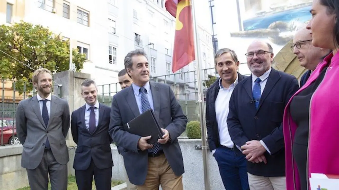 Mart&iacute;n y su equipo