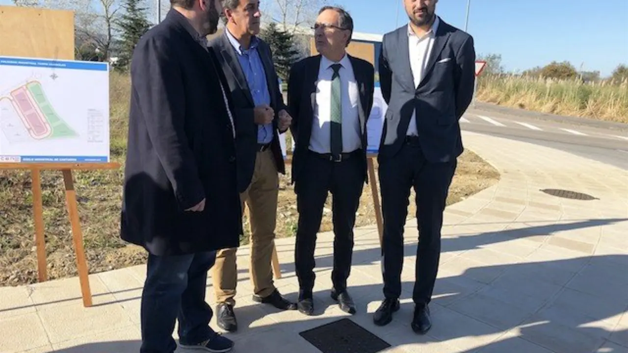 Mart&iacute;n con el alcalde y con el teniente alcalde