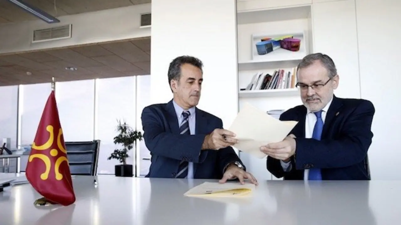 Gobierno y UC colaboran para el estudio de un modelo de transporte p&uacute;blico para el &aacute;mbito de Torrelavega