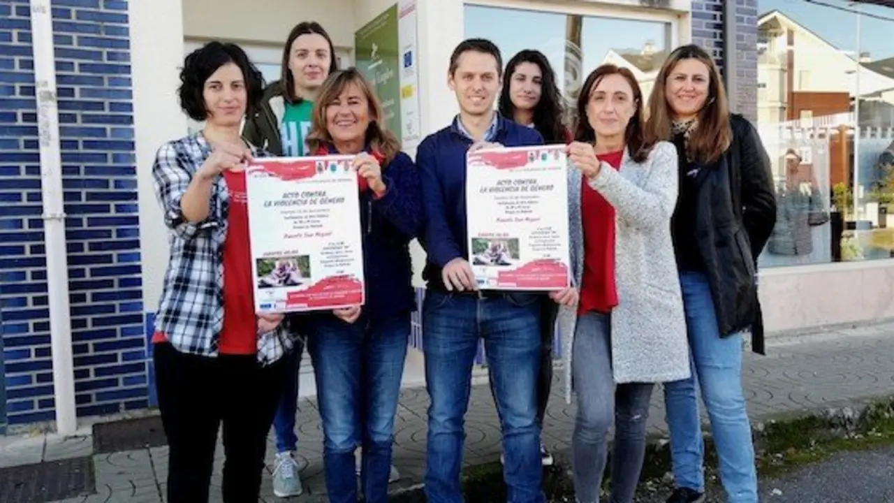 Presentaci&oacute;n de 'Zapatos Rojos'