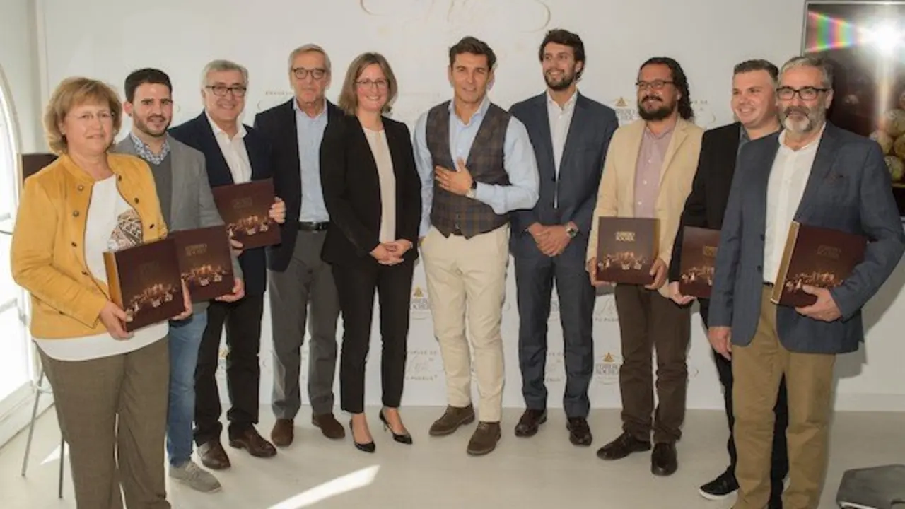 finalistas de la acci&oacute;n 'Envuelve de luz tu pueblo'