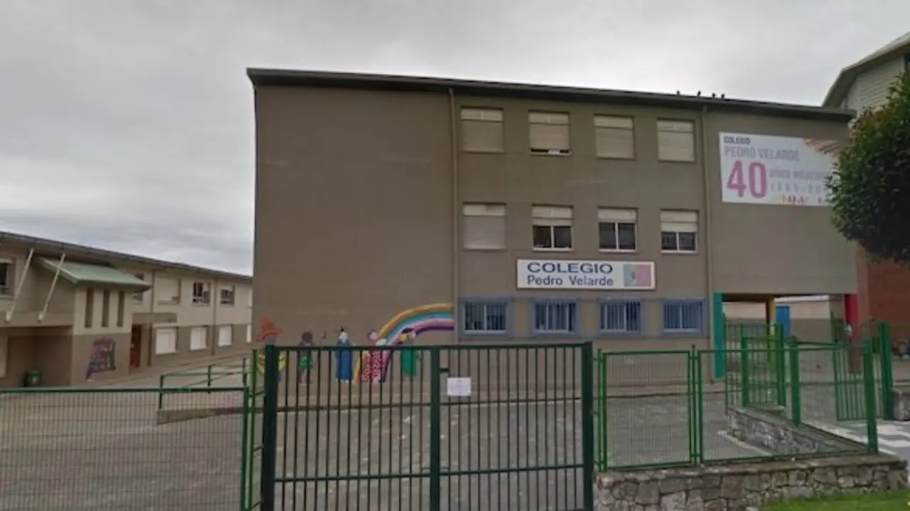 Colegio Pedro Velarde | Foto- Google Maps