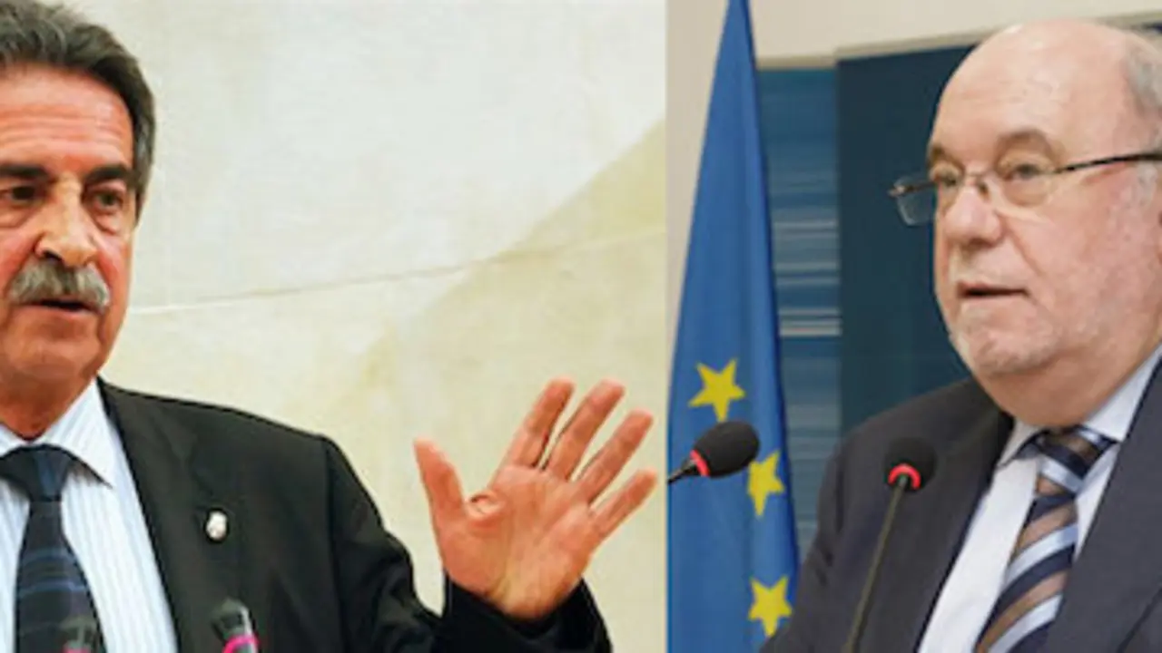 El presidente de Cantabria, Miguel &Aacute;ngel Revilla, y el consejero de Econom&iacute;a y Hacienda, Juan Jos&eacute; Sota