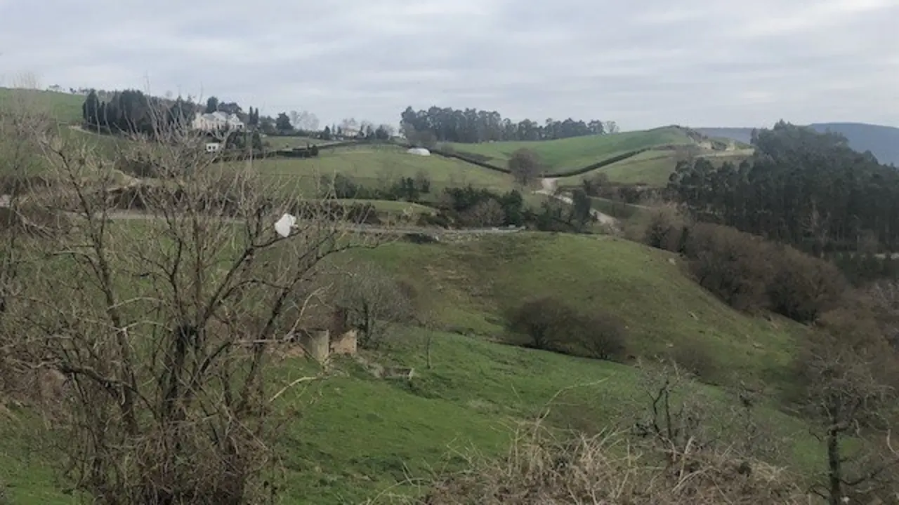 La carretera del Alto de La Monta&ntilde;a