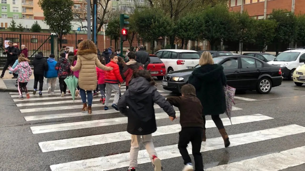 Cruce de los menores