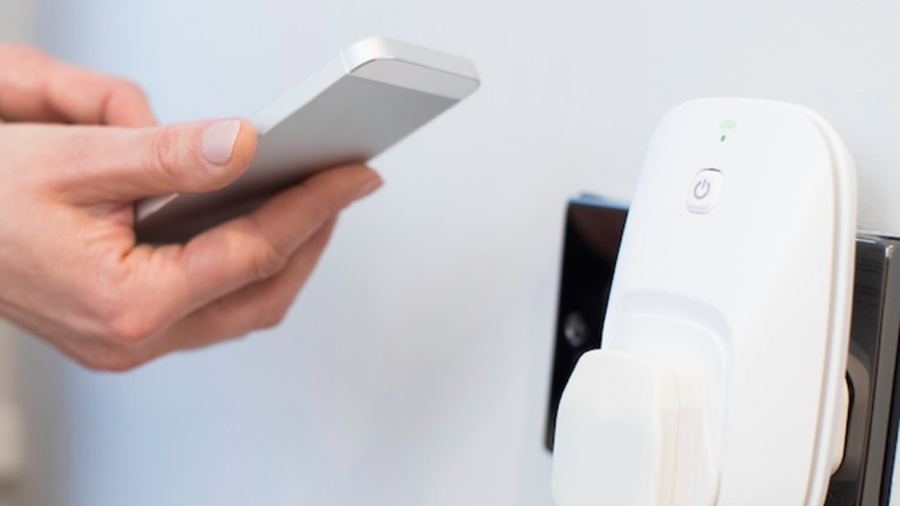 Permiten controlar cualquier dispositivo enchufado a &eacute;l