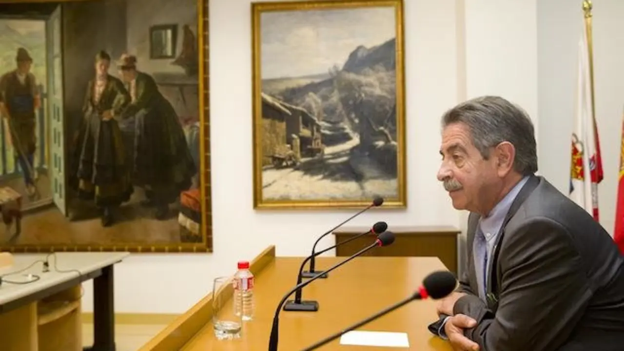 Miguel &Aacute;ngel Revilla