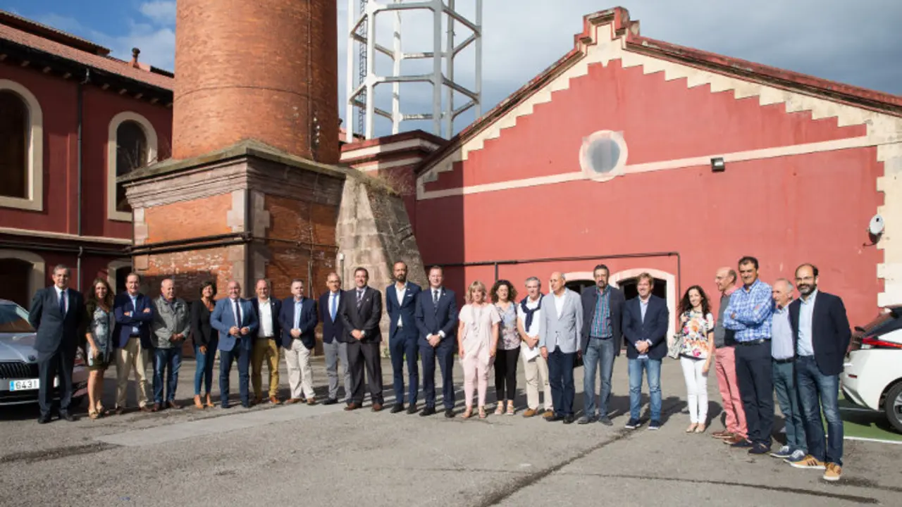 EuropaPress_2318048_El_Gobierno_pone_en_marcha_un_plan_estrat&eacute;gico_ambiental_para_poner_en_valor_las_cuencas_de_los_r&iacute;os_Saja_y_Besaya