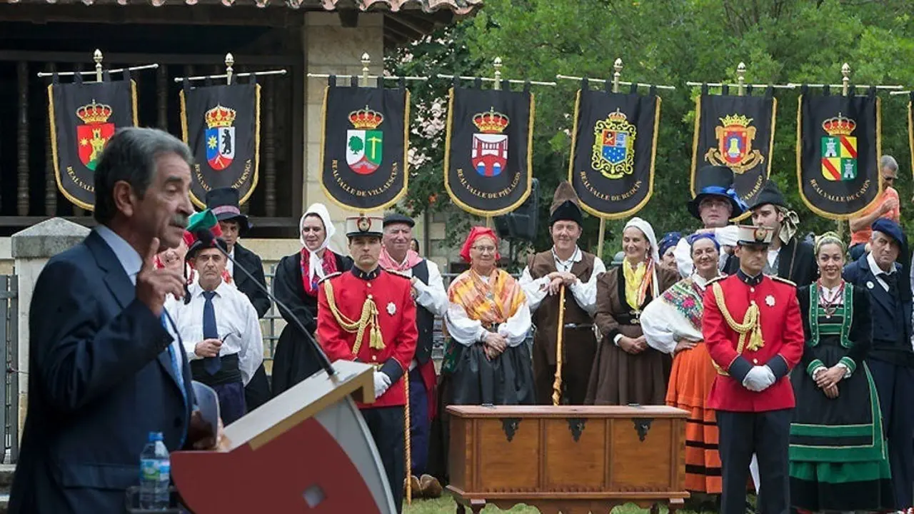 D&iacute;a de las Instituciones