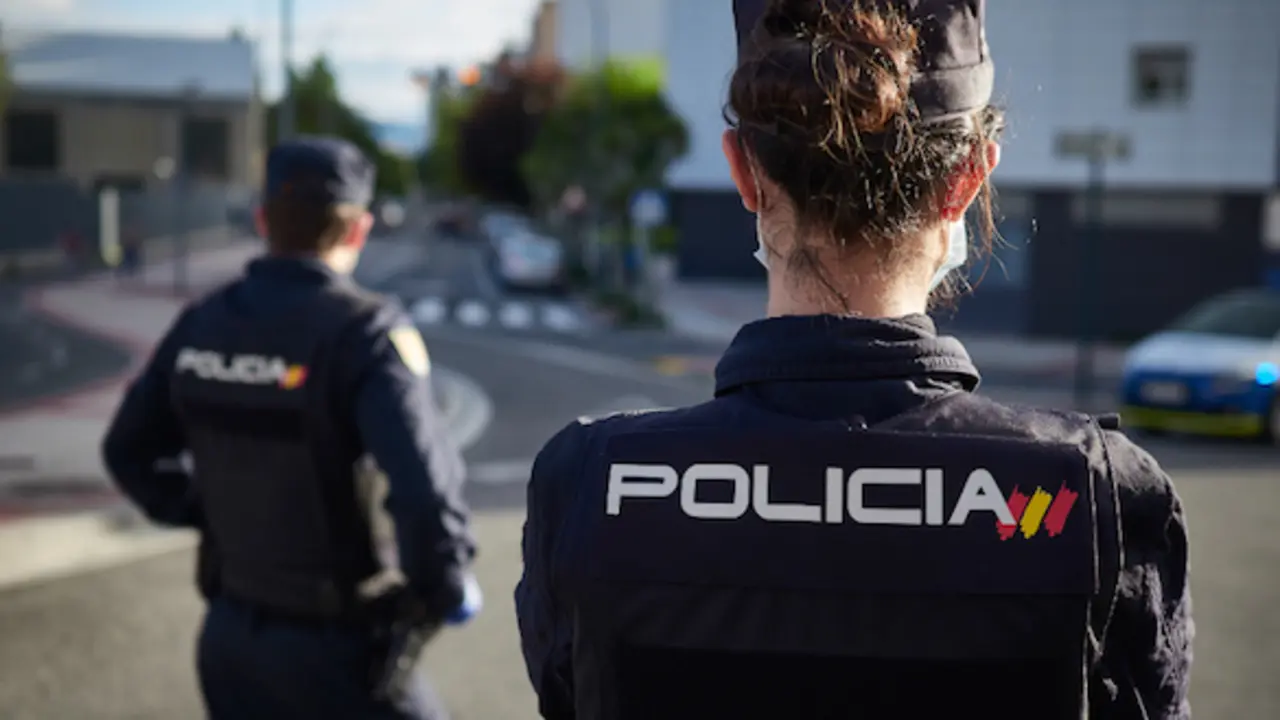 Polic&iacute;a Nacional