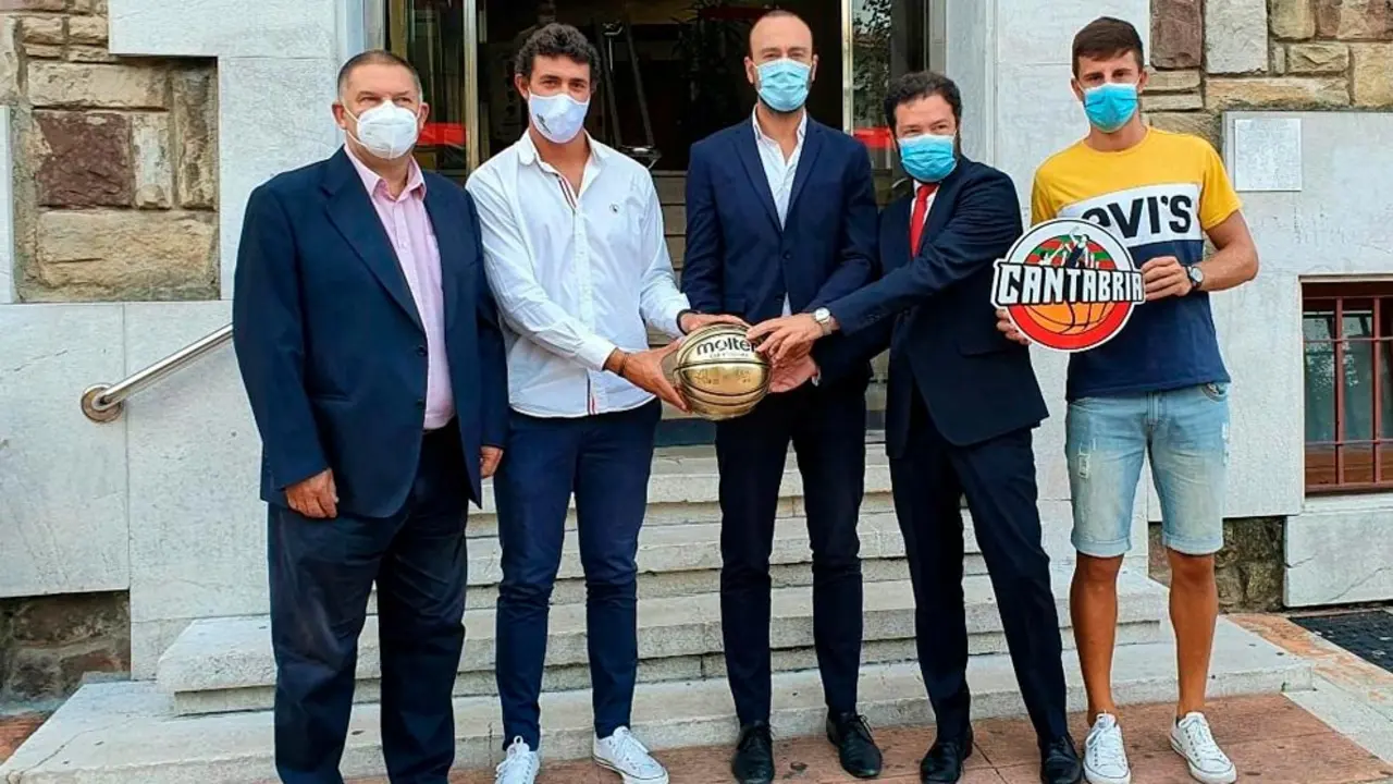 Presentaci&oacute;n del Grupo Alega Cantabria