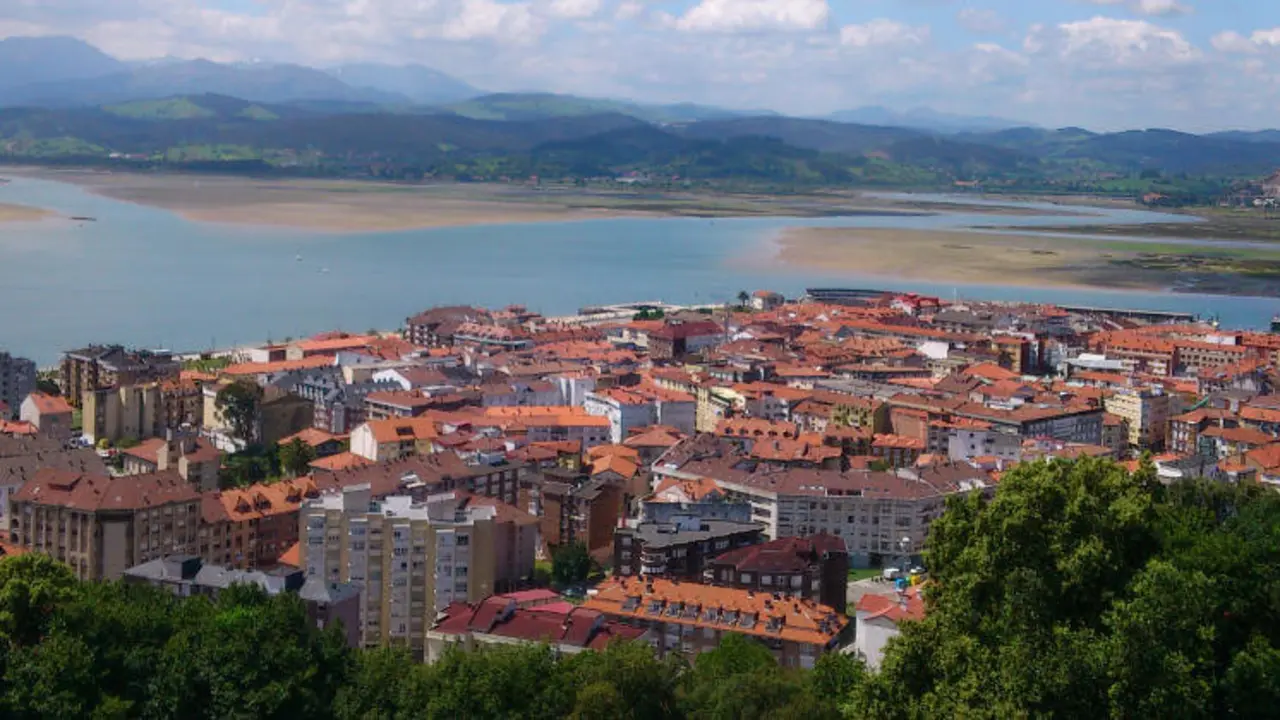 Santo&ntilde;a