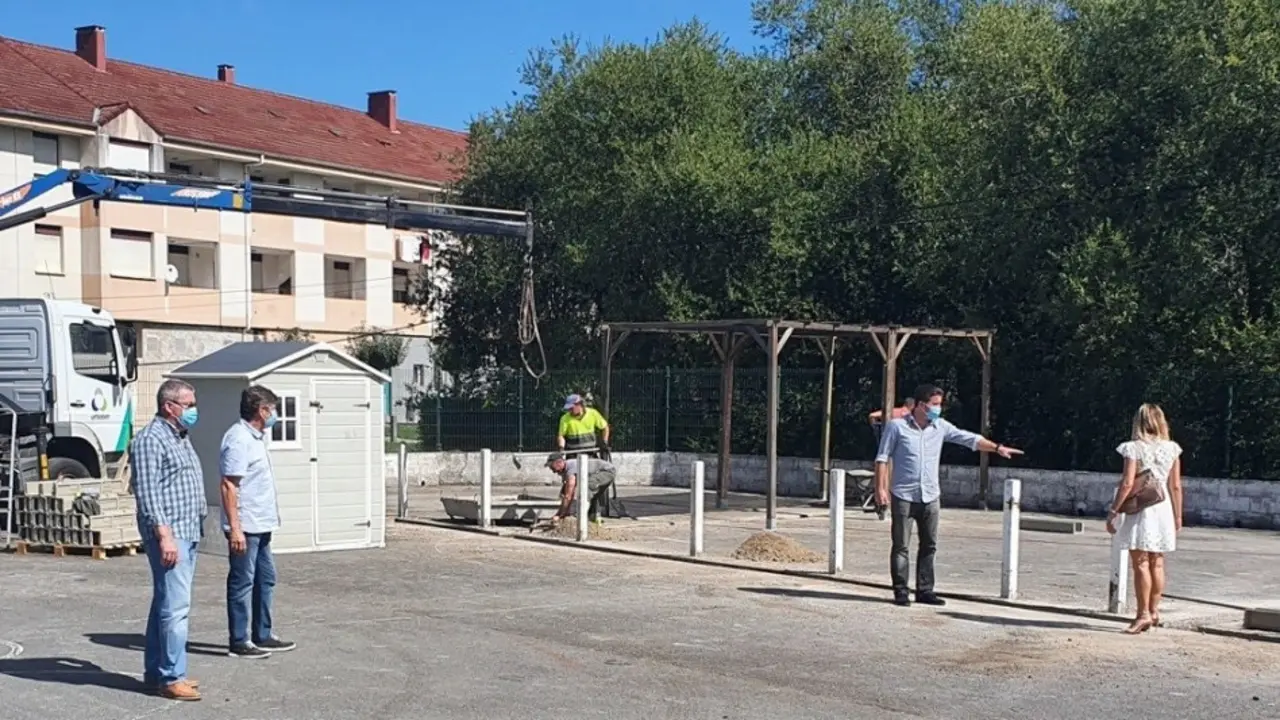 Obras en el patio del CEIP Bajo Pas