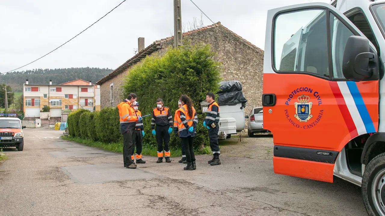 Voluntarios de Protecci&oacute;n Civil